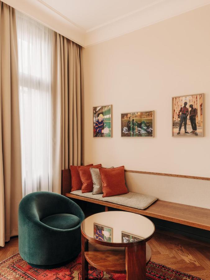 Boutique Hotel Chateau Royal Βερολίνο Εξωτερικό φωτογραφία The interior of the hotel
