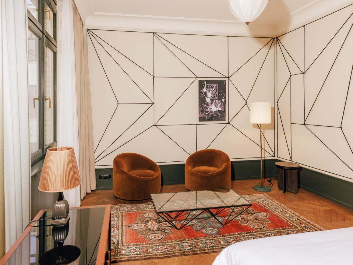 Boutique Hotel Chateau Royal Βερολίνο Εξωτερικό φωτογραφία A room at the hotel