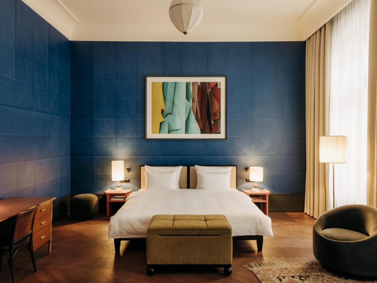 Boutique Hotel Chateau Royal Βερολίνο Εξωτερικό φωτογραφία A bedroom at the hotel