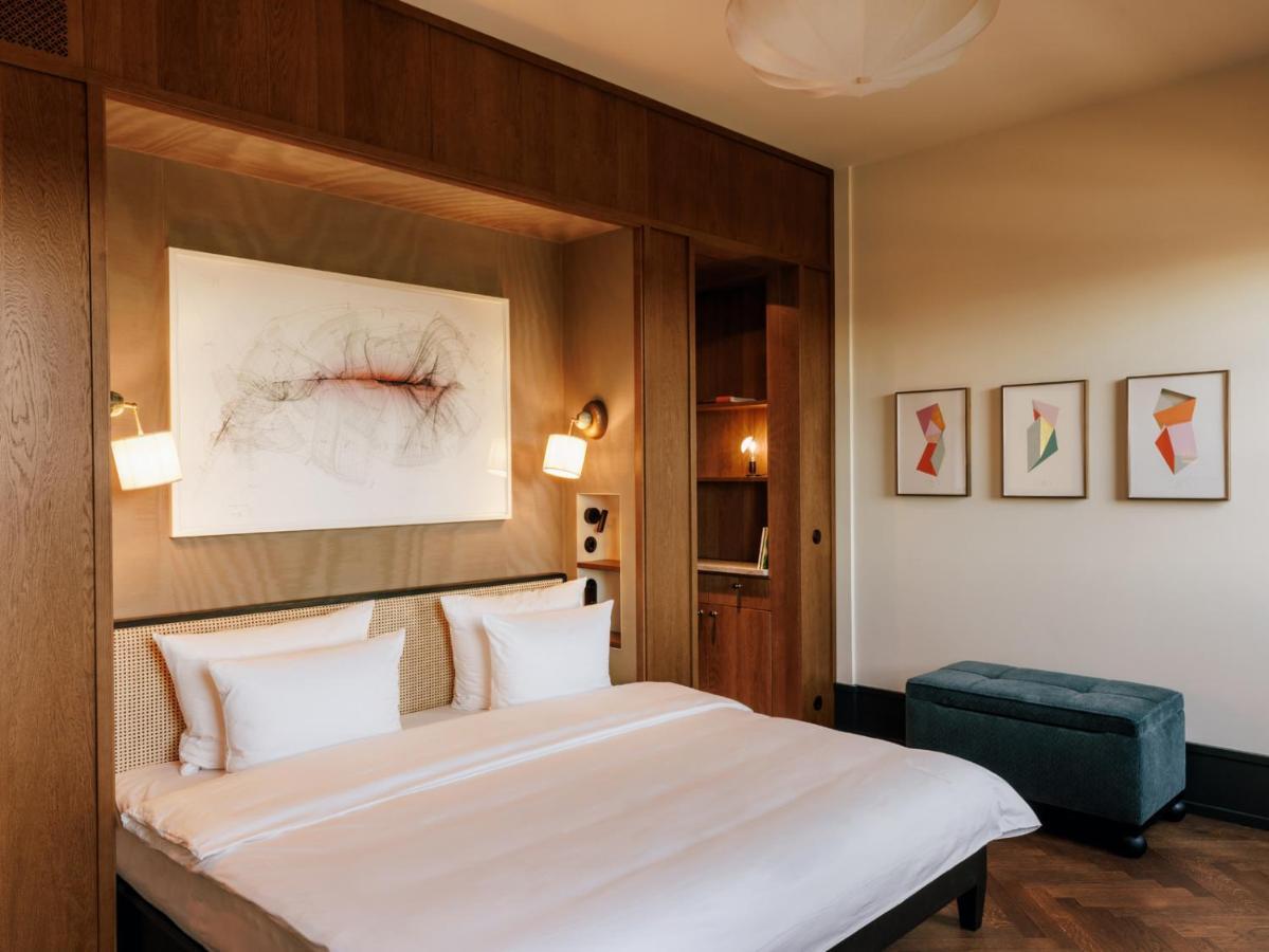 Boutique Hotel Chateau Royal Βερολίνο Εξωτερικό φωτογραφία A bedroom at the hotel